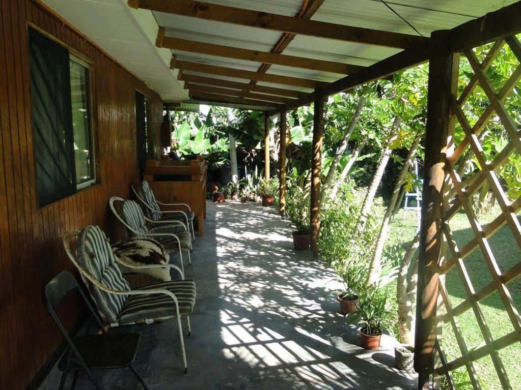 Hostal Pukao Hanga Roa Exterior foto