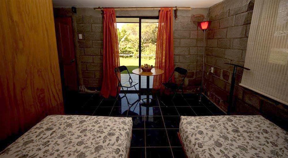 Hostal Pukao Hanga Roa Exterior foto